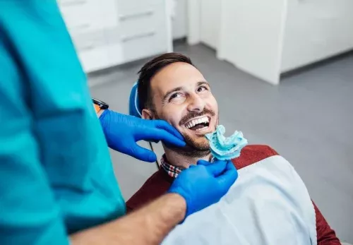 Fabricación de prótesis provisionales sobre implantes para tratamientos dentales